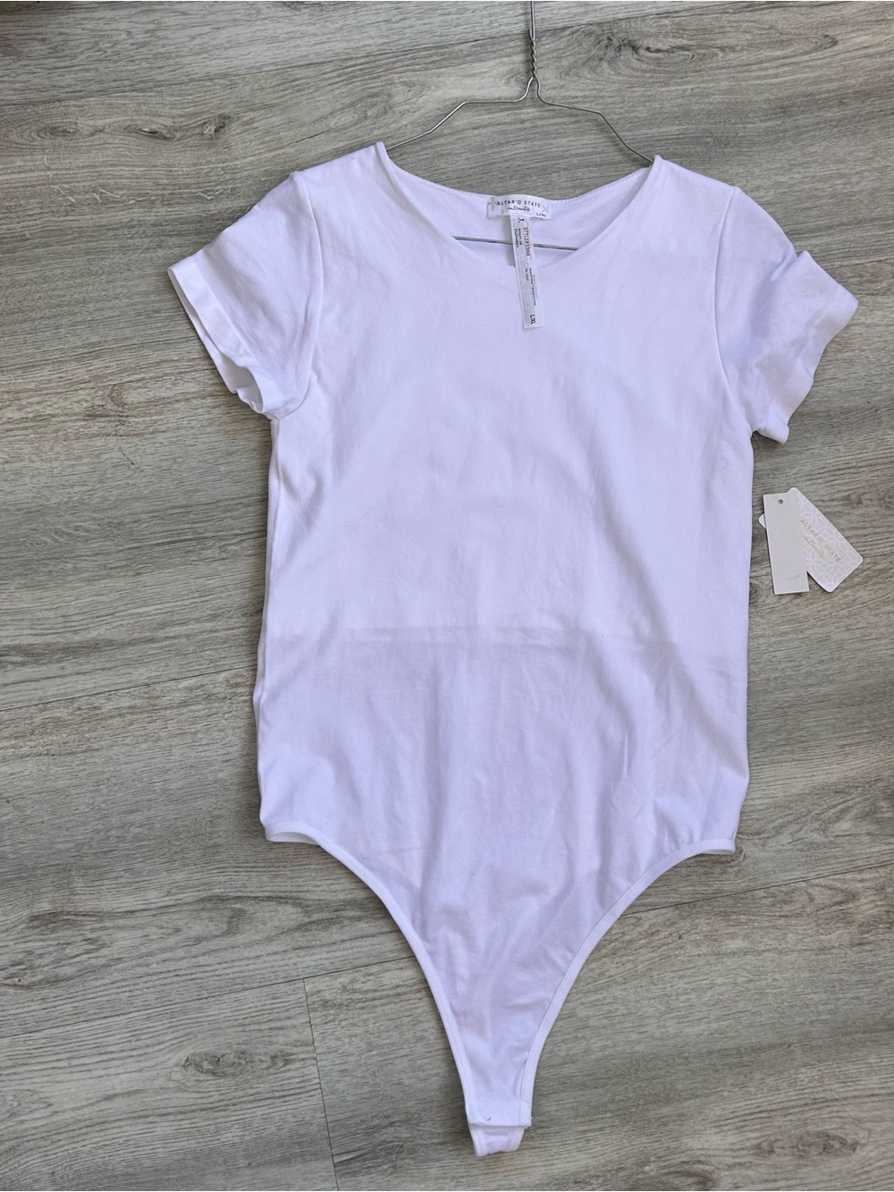 Altar'd State Short Sleeve Bodysuit White Womens L/XL New Stretchy Closet Staple